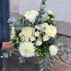 bouquet fleuriste blanc réalisé par Monceau Fleurs Nantes livraison sur Nantes et sa périphérie